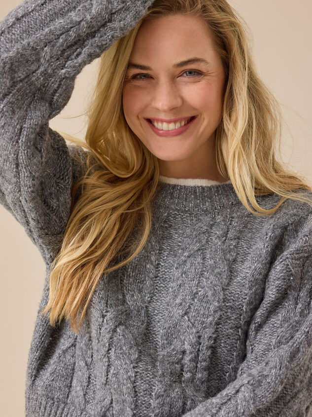 Lorali Layered Wool Sweater Detail 3 - TULLABEE
