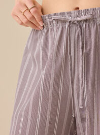 Jaylyn Striped Pants Detail 3 - TULLABEE