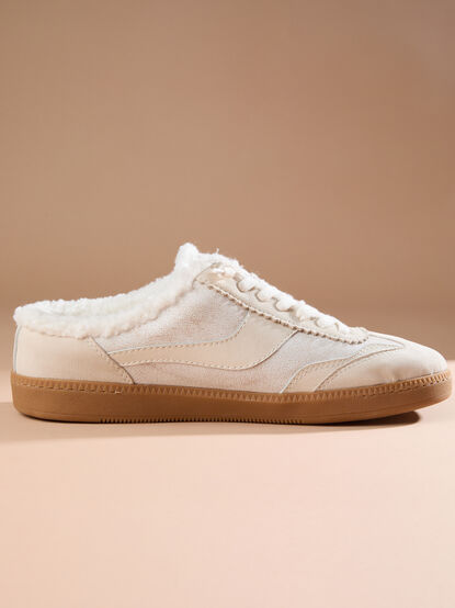 Maisie Plush Slide Sneakers - TULLABEE