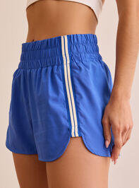 Varsity Stripe Shorts Detail 3 - TULLABEE