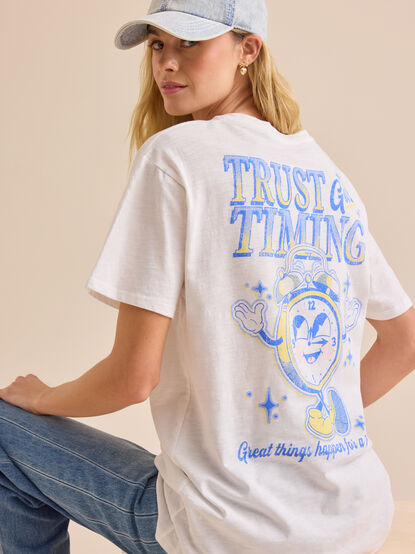 Trust God's Timing Oversized Tee - TULLABEE