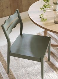 Rose Wood Round Dining Table Detail 7 - TULLABEE