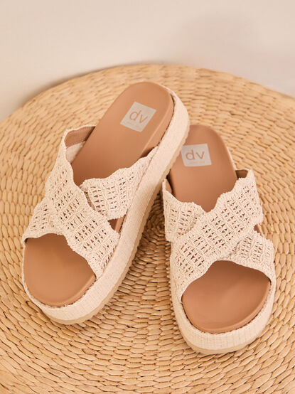 Sivan Platform Sandals By Dolce Vita - TULLABEE