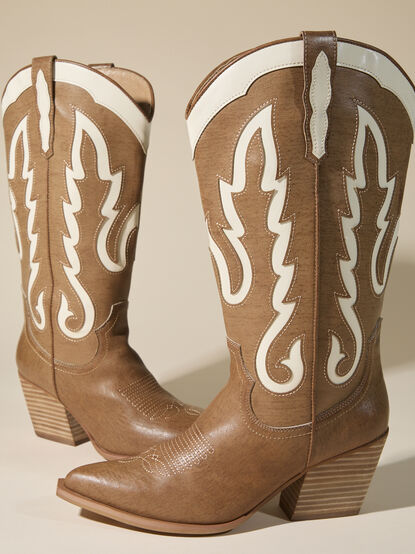 Ida Cutout Western Boot - TULLABEE