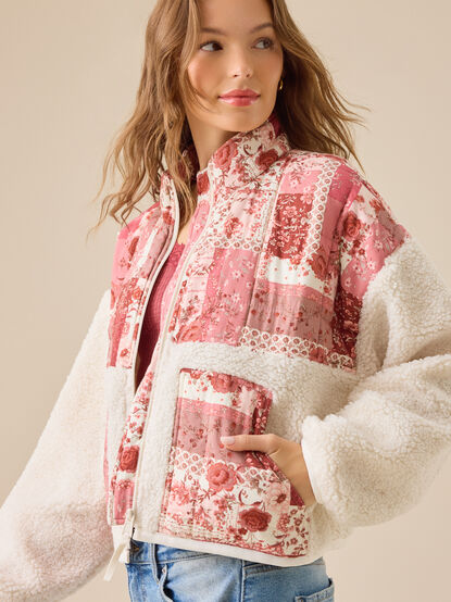 Kaelen Patchwork Sherpa Jacket - TULLABEE