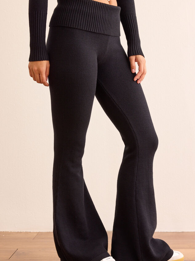 Serene Sprint Foldover Flare Pant Detail 4 - TULLABEE
