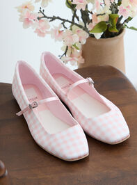 Reyes Flats x Byrdie Golf By Dolce Vita - TULLABEE