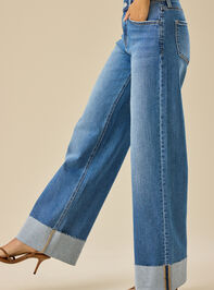 Mae High Rise Wide Leg Jeans Detail 4 - TULLABEE
