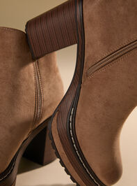 Sullivan Platform Bootie Detail 4 - TULLABEE