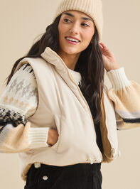 Cordelia Reversible Corduroy Vest Detail 3 - TULLABEE