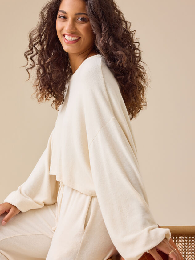 Sofie Cropped Lounge Top Detail 4 - TULLABEE