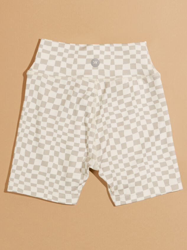 Lanie Checkered Biker Shorts by Play X Play Detail 2 - TULLABEE