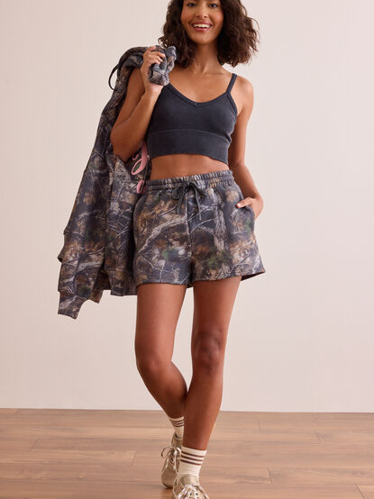 Just Be a Nice Person Camo Shorts - TULLABEE