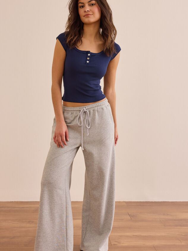 Verve Henley Short Sleeve Tee Detail 6 - TULLABEE