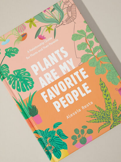 Plants Are My Favorite People Book - TULLABEE