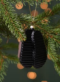 Pair Of Sandals Christmas Ornament Detail 3 - TULLABEE