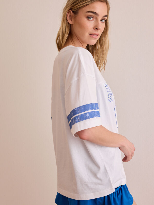 Brooklyn 95 Graphic Tee Detail 3 - TULLABEE