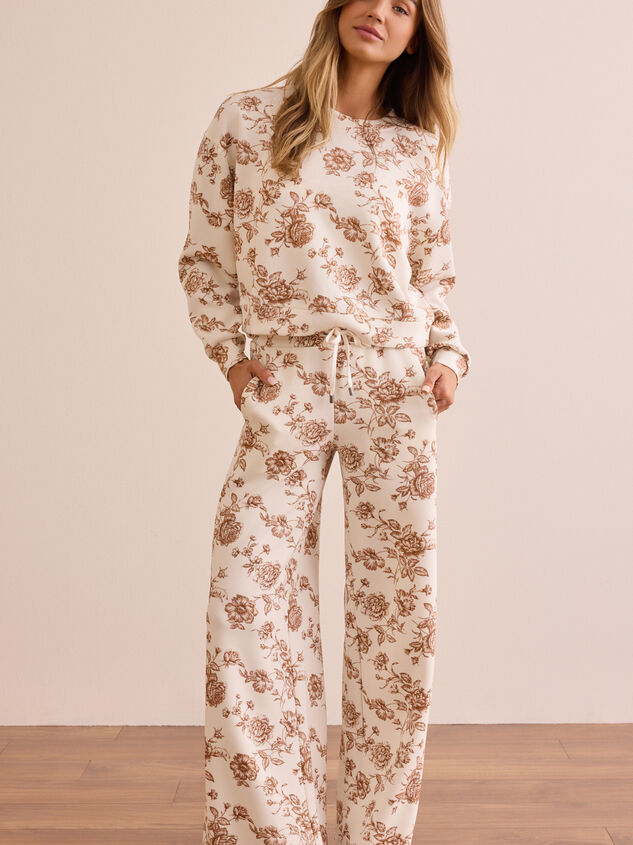 Twirl Toile Supersoft Crewneck Detail 4 - TULLABEE