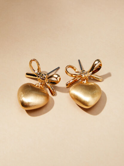 Belle Heart Dangle Earrings - TULLABEE