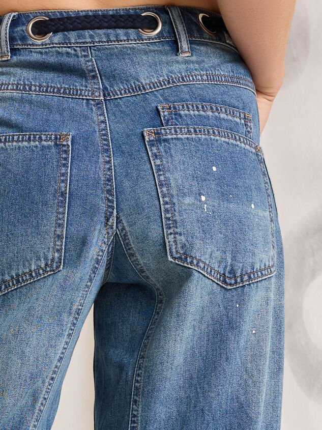 Lindsey Barrel Jeans Detail 7 - TULLABEE