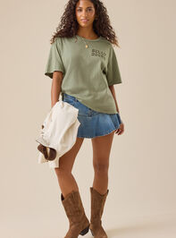 Silly Goose Oversized Graphic Tee Detail 3 - TULLABEE