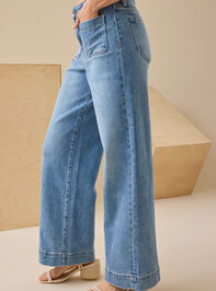 Reid Wide Leg Jeans Detail 4 - TULLABEE