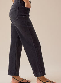 Layla Straight Leg Jean Detail 4 - TULLABEE