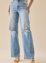 Raylin High Rise Distressed Jeans Detail 2 - TULLABEE