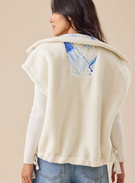 Nina Oversized Sherpa Vest Detail 4 - TULLABEE