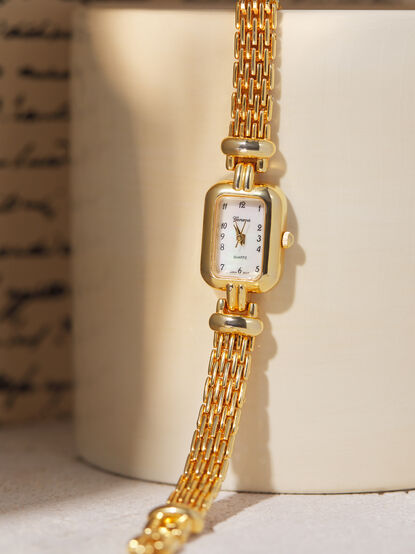 Dainty Rectangle Watch - TULLABEE