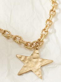 Worn Gold Hammered Star Necklace Detail 2 - TULLABEE