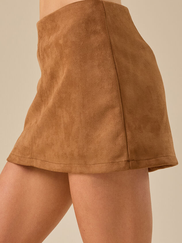 Bridgette Suede Mini Skort Detail 3 - TULLABEE