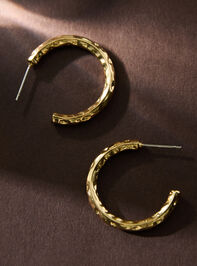 18K Gold Textured Hoops Detail 2 - TULLABEE