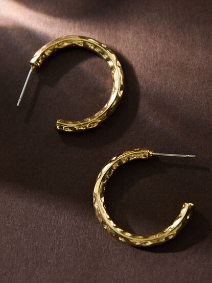 18K Gold Textured Hoops - TULLABEE