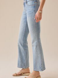 Scottie Boot Cut Jeans Detail 3 - TULLABEE