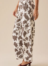 Lanie Cow Print Barrel Pant Detail 4 - TULLABEE