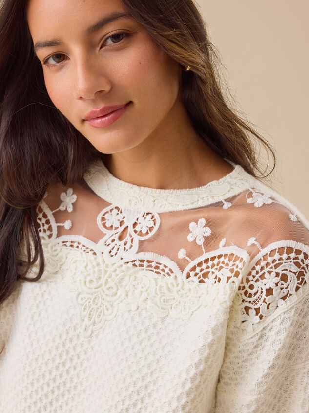 Gwen Lace Cropped Sweater Detail 4 - TULLABEE