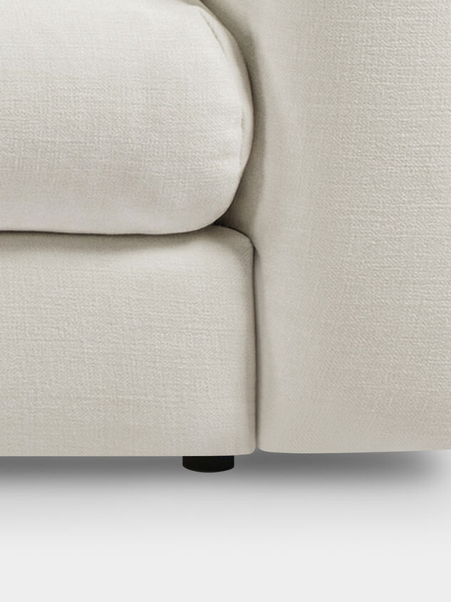 Harlow Sectional Sofa Detail 7 - TULLABEE