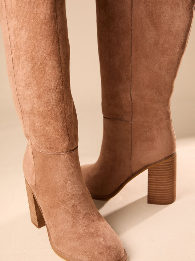 Angel Suede Boot Detail 3 - TULLABEE