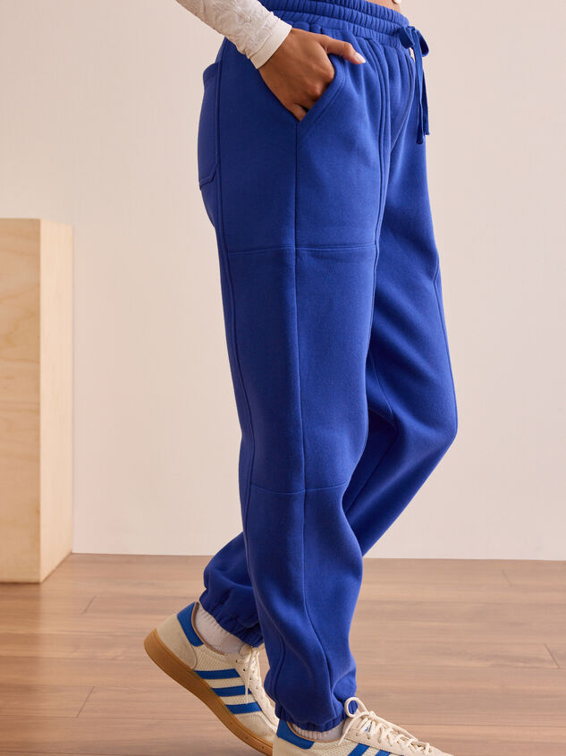 Blissful Barrel Sweatpants Detail 4 - TULLABEE