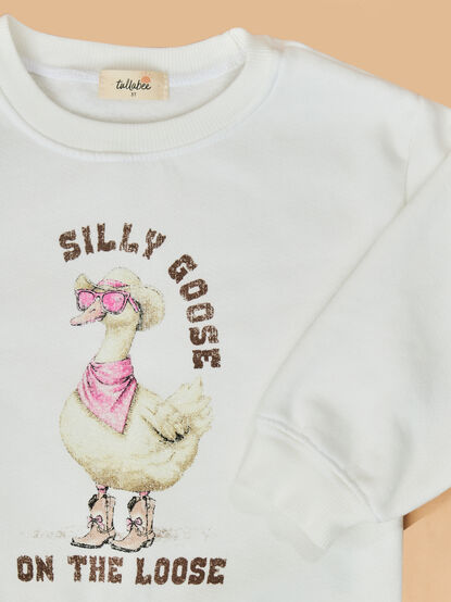 Silly Goose on the Loose Crewneck - TULLABEE