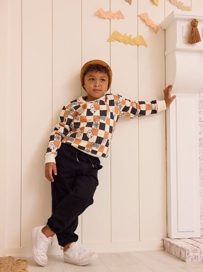 Boo Checkered Sweatshirt - TULLABEE