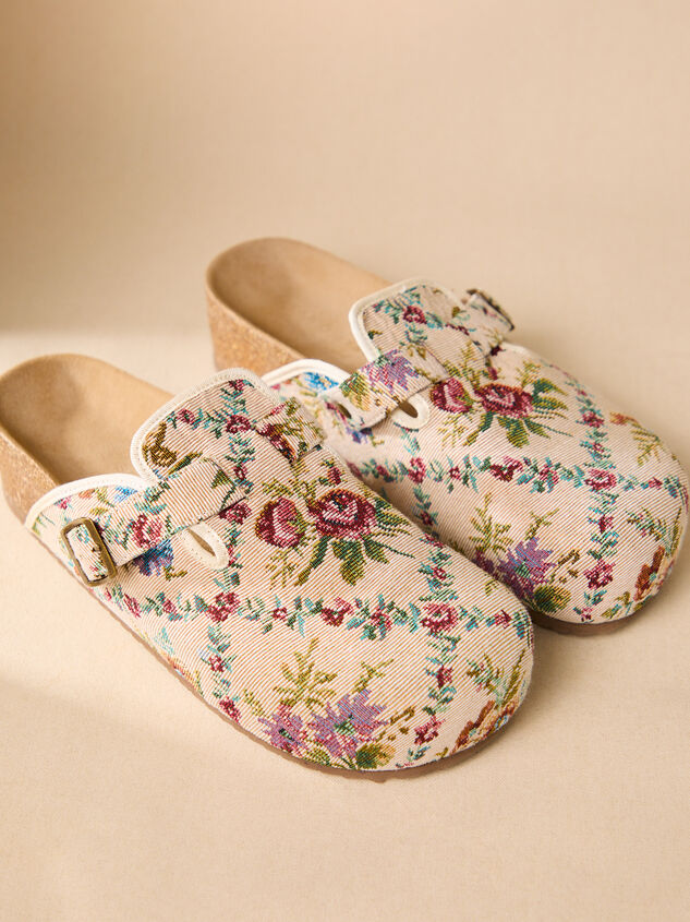 Lorenna Floral Tapestry Platform Clogs Detail 2 - TULLABEE
