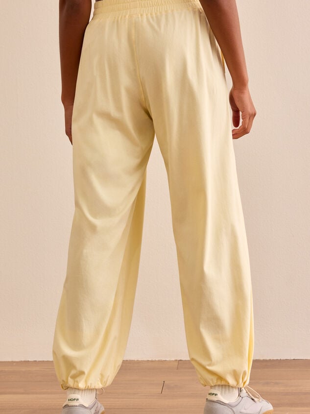 Studio Cross Jogger Detail 4 - TULLABEE