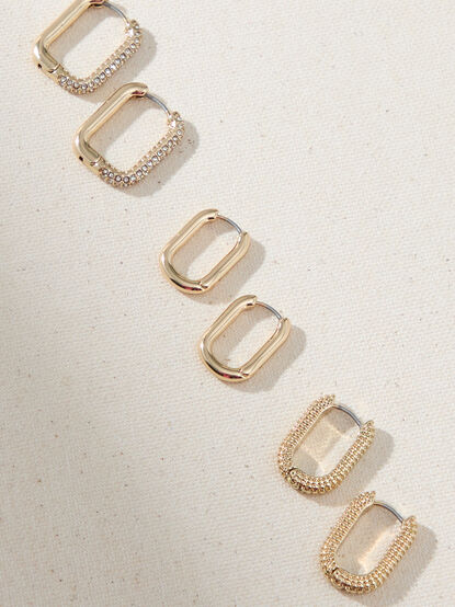 Oval Hoop Earring Set - TULLABEE