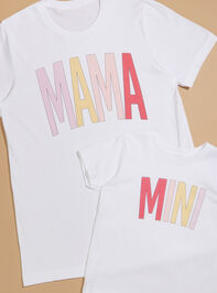 Mama Graphic Tee Detail 2 - TULLABEE