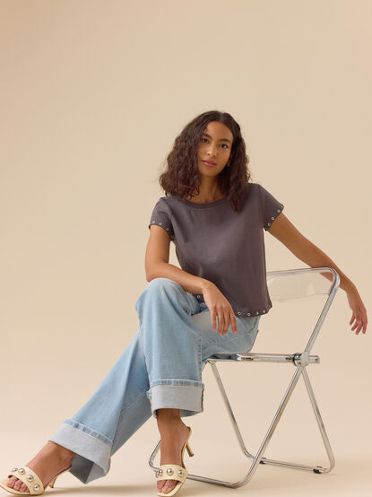 Tiana Grommet Tee - TULLABEE