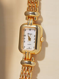 Dainty Rectangle Watch Detail 2 - TULLABEE