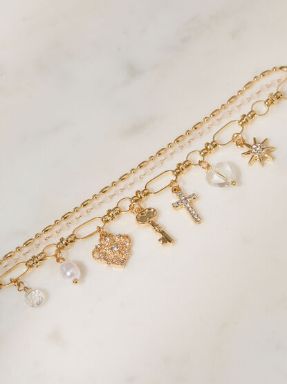 Glitz Charm Dangle Bracelet Set - TULLABEE