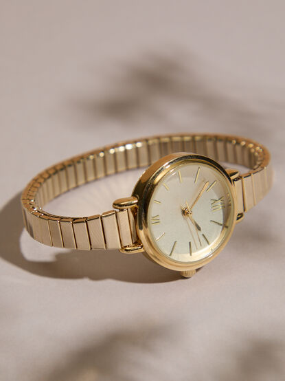 Dainty Round Stretch Watch - TULLABEE